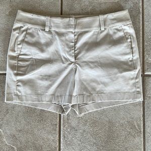 Ann Taylor Cotton Spandex Khaki Shorts Size 6